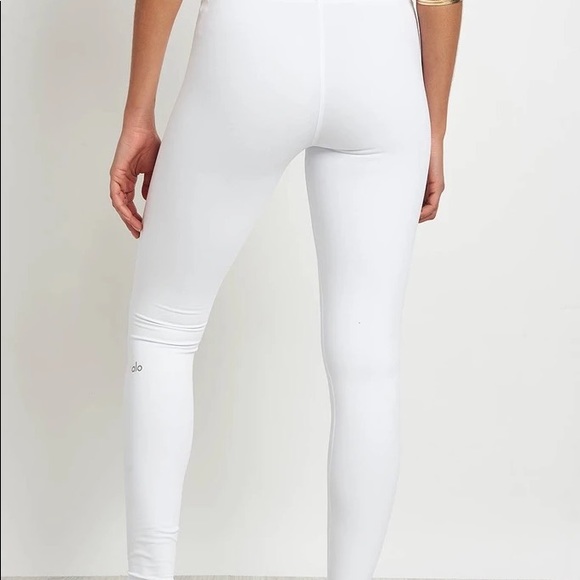 Alo Yoga High-Waist Ripped Warrior Leggings - Picture 5 of 6